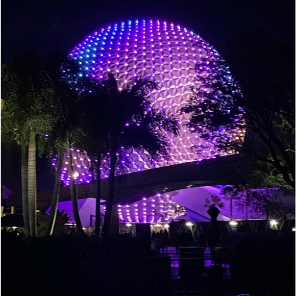 Meet your Posher, Tiki - Picture 2 of 2